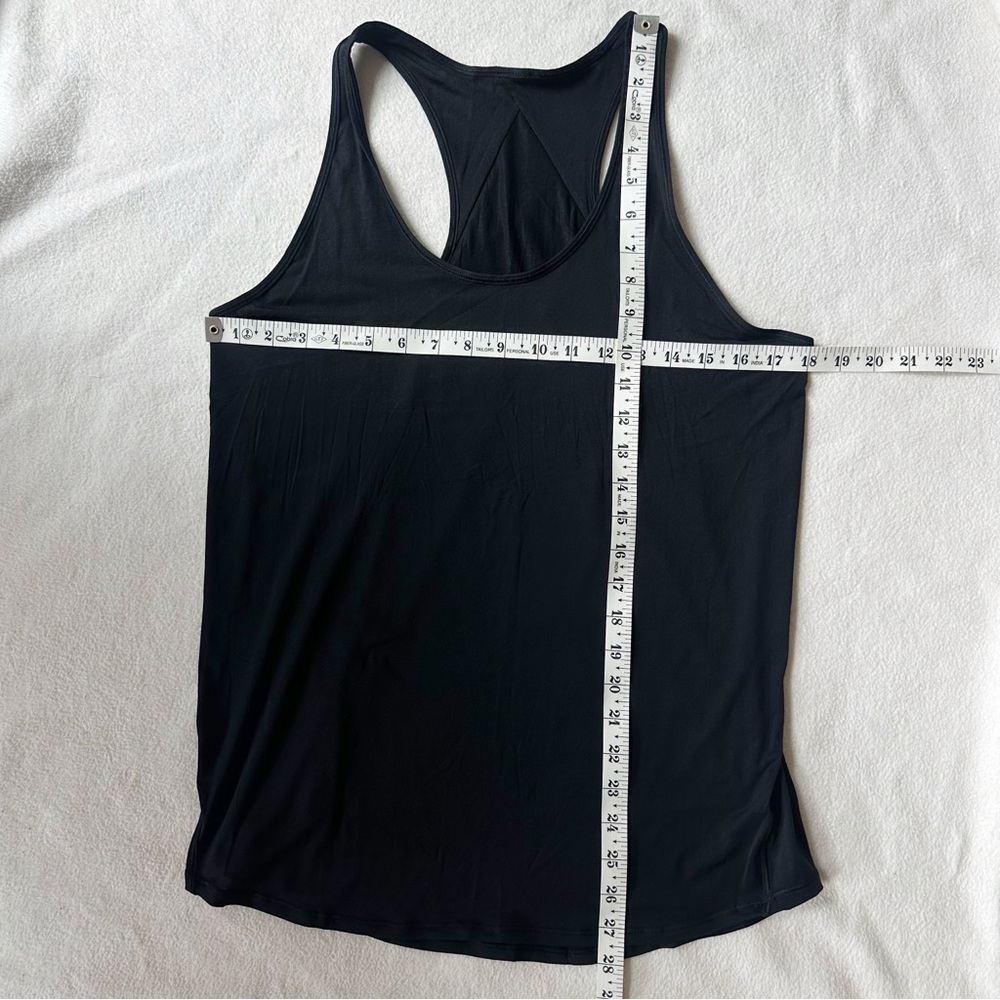 Lululemon Athletica NWT Women’s Essential Pleated Racerback Tank Black, size 8 - Picture 11 of 16